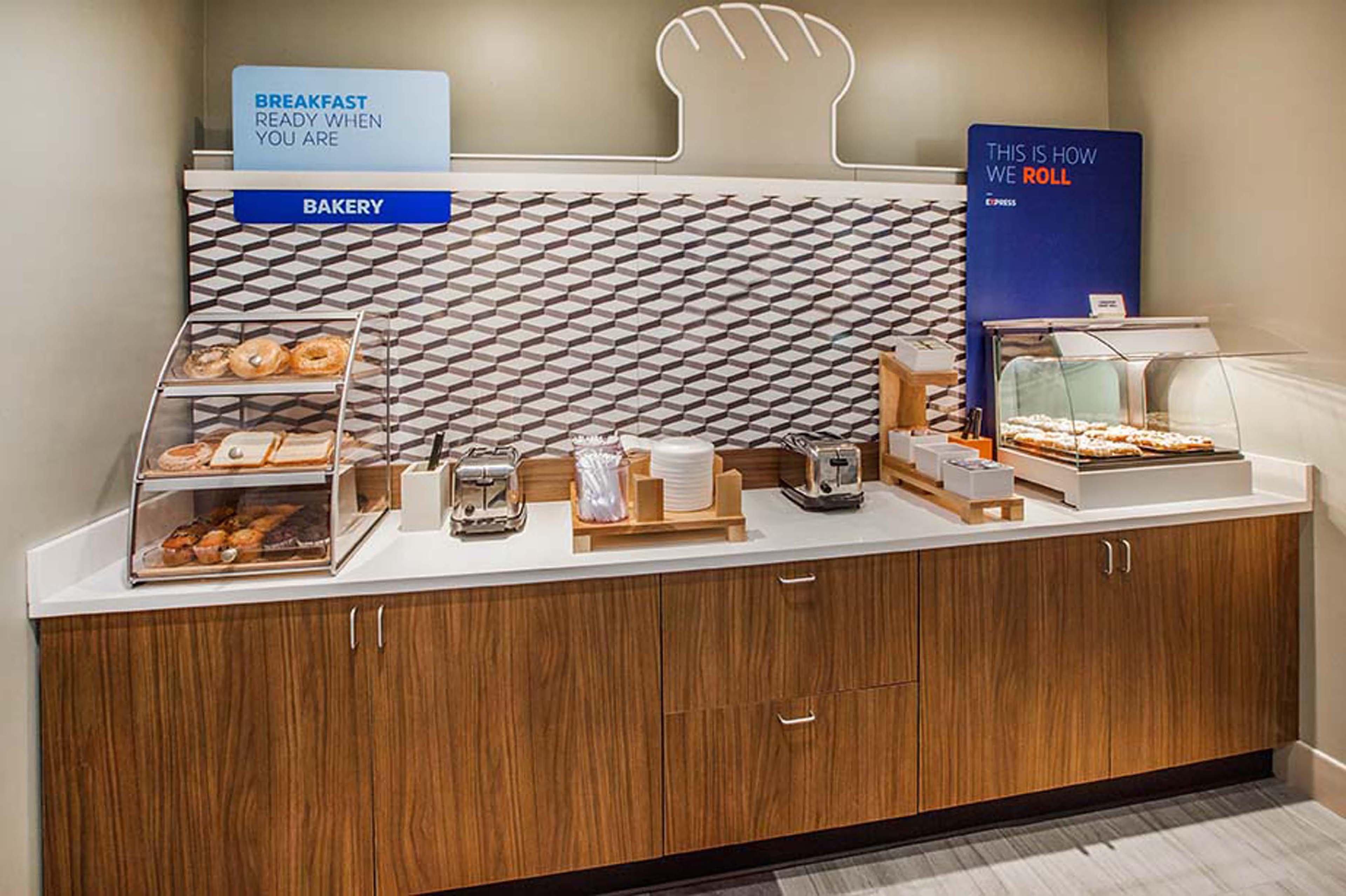 Holiday Inn Express Hotel & Suites Indianapolis W - Airport Area By Ihg Ngoại thất bức ảnh